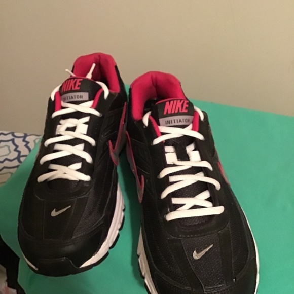 😎Nike’s size 9.5, new condition, runners, see photos, pre-owned, clean - Picture 4 of 6